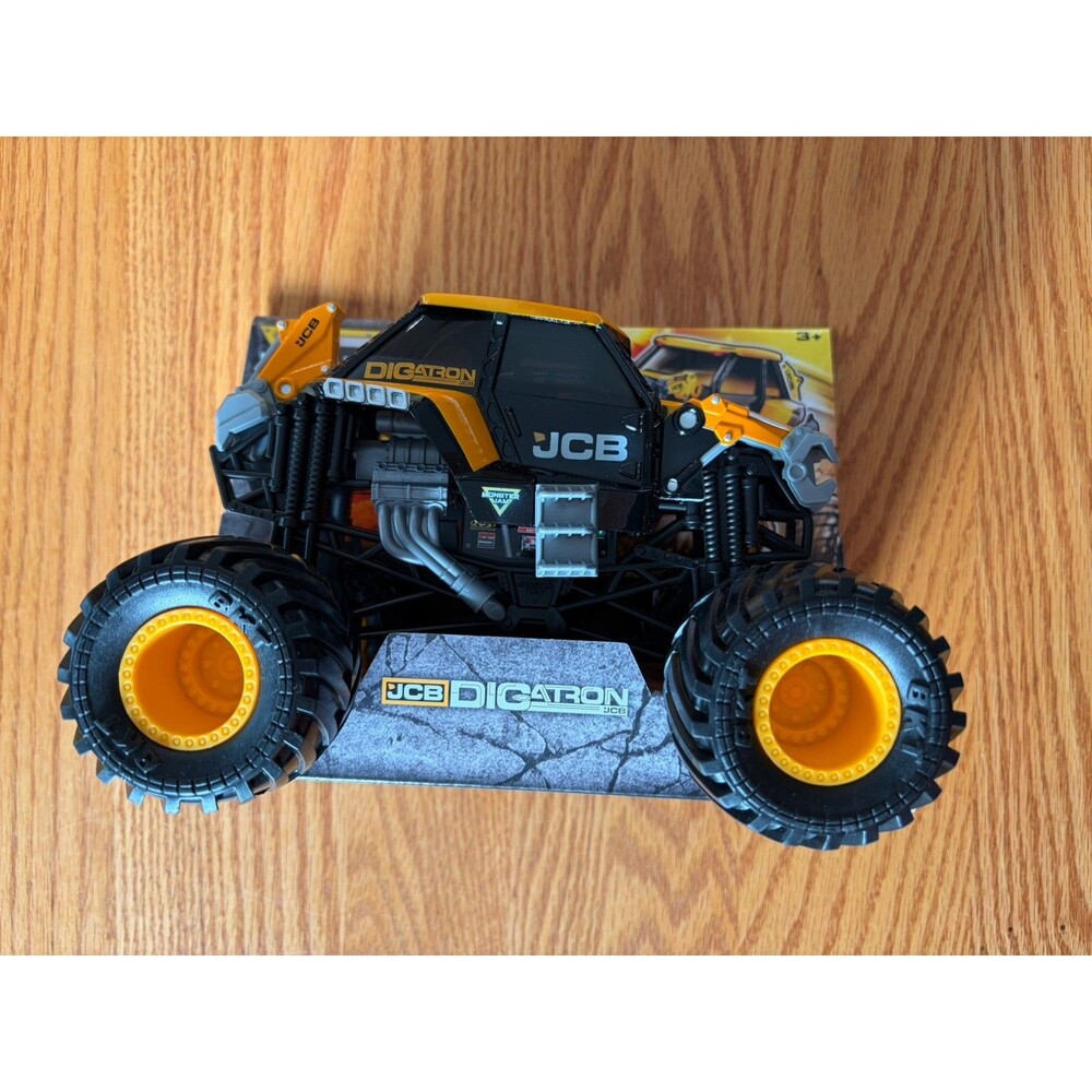 Monster Jam JCB DIGATRON Truck Series 25 Black Yellow 1/24 Scale